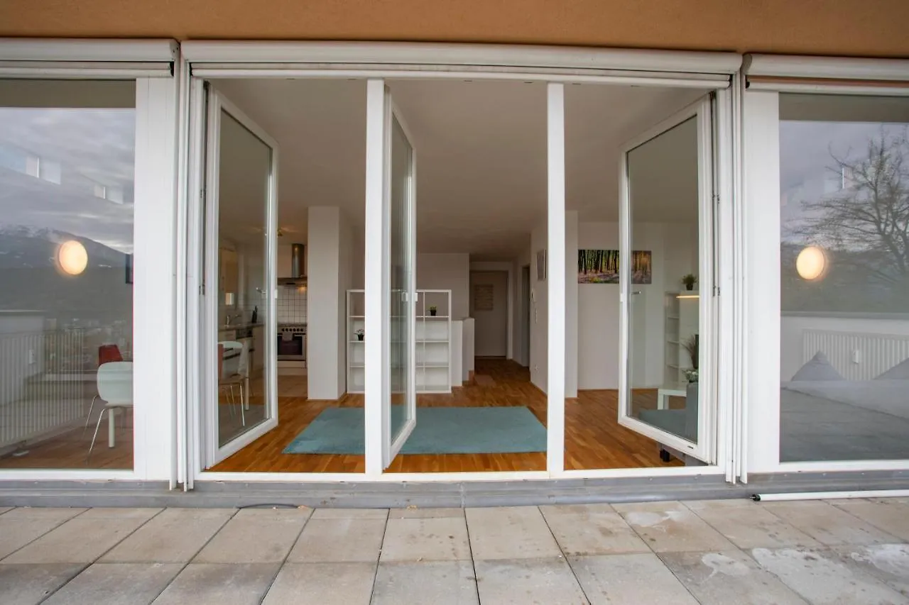 Hilltop Innsbruck Apartment I Free Parking