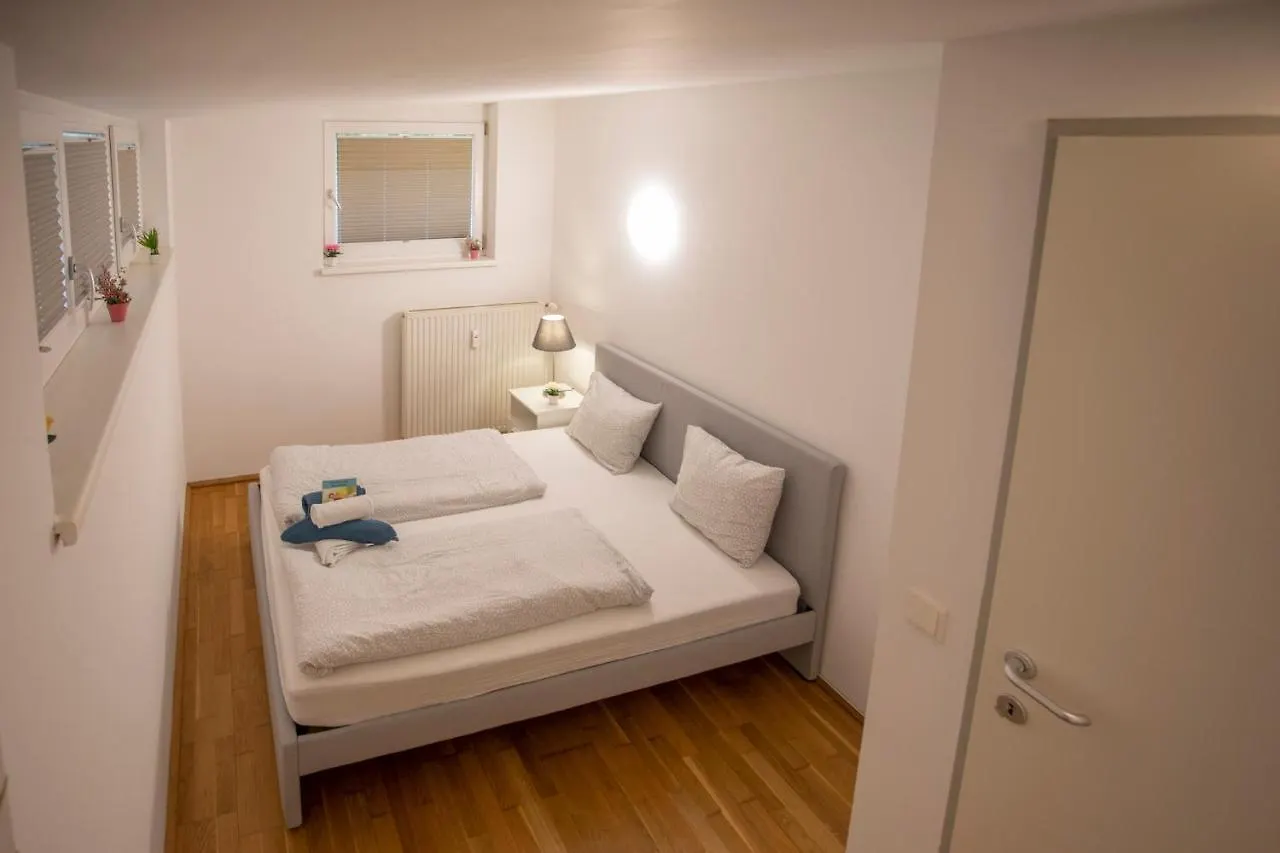 Hilltop Innsbruck Apartment I Free Parking