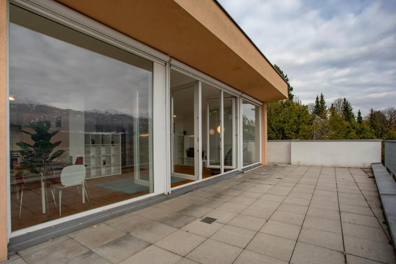 Hilltop Innsbruck Apartment I Free Parking